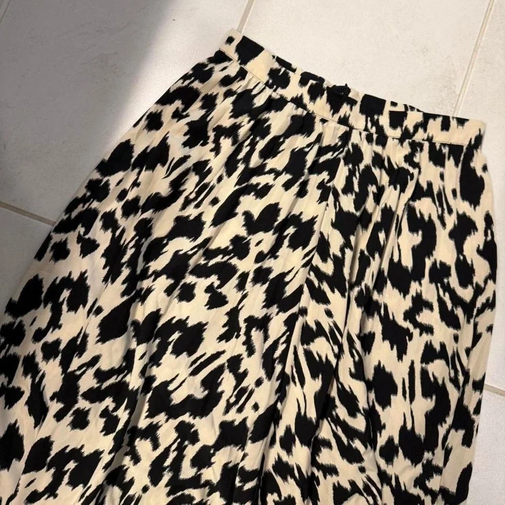 Black & Cream Abstract Leopard Midi Skirt | Flowy Chic‎ Statement Skirt Medium